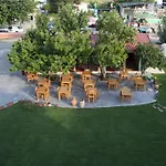 Hotel Rota Otel & Restaurant 2*