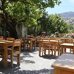 Rota Otel & Restaurant 2*