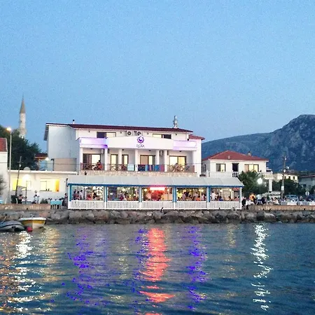 Rota & Restaurant Szálloda Karaburun