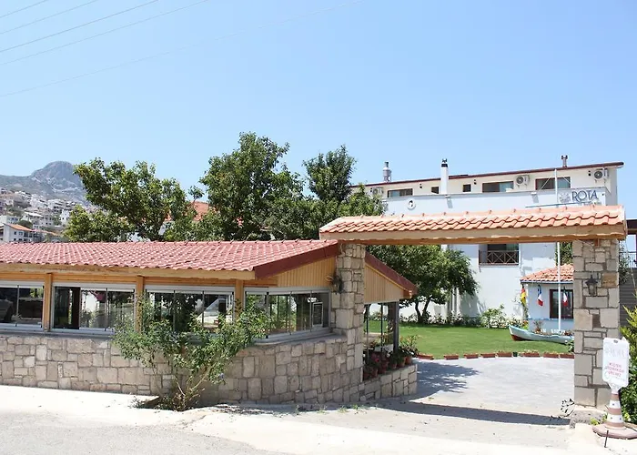 Hotel Rota Otel & Restaurant 2*