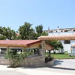 Ξενοδοχείο Rota Otel & Restaurant 2*