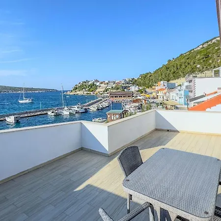 Hotel Rota Otel & Restaurant 2*