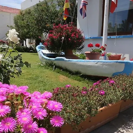 Rota & Restaurant 2* Karaburun (Izmir)