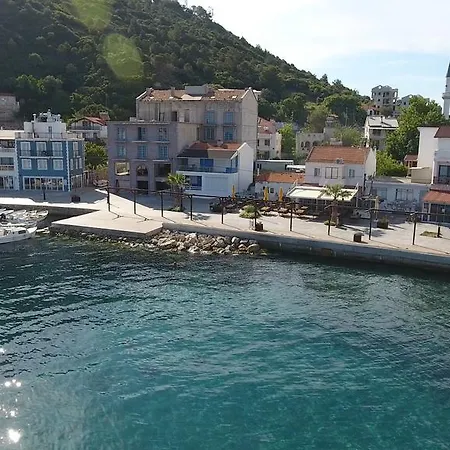 Rota & Restaurant 2*