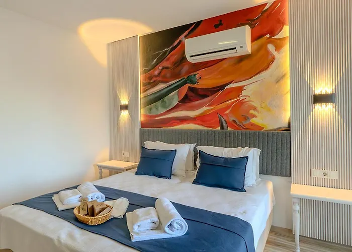 Rota Otel & Restaurant カラブルン