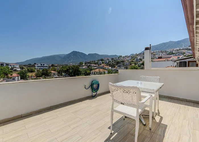 Hotel Rota Otel & Restaurant 2*