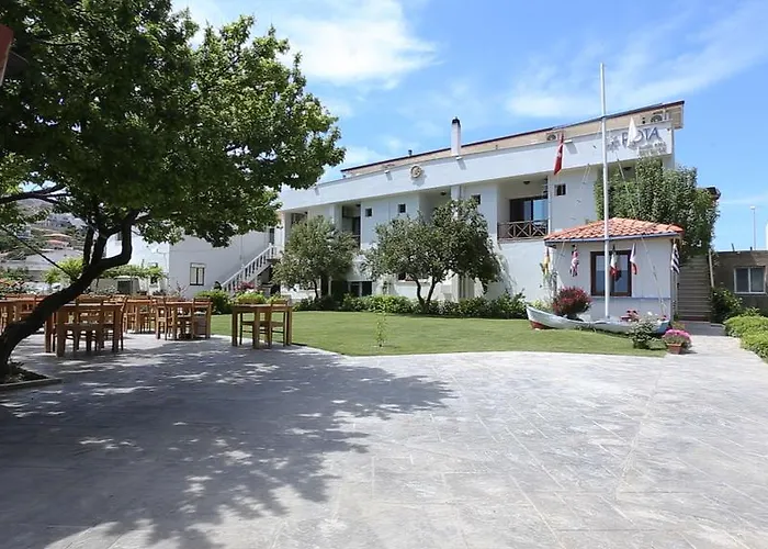 ホテル Rota Otel & Restaurant 2*