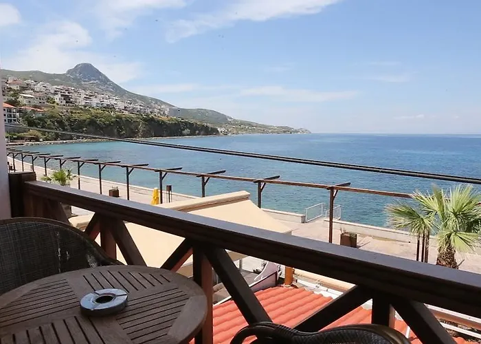 Rota Otel & Restaurant ホテル 2*